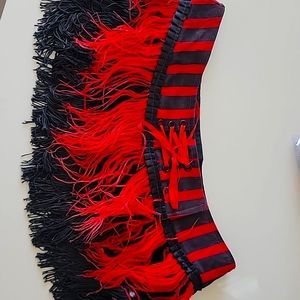 Rocker skirt with feathers